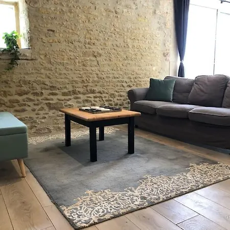 La Maison De *