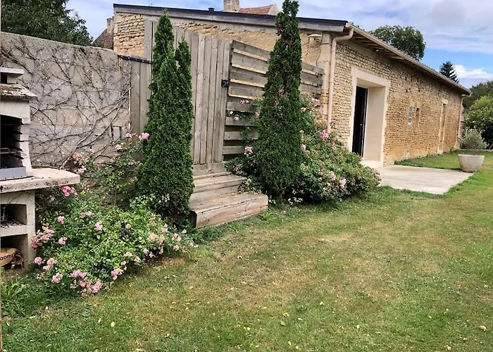La Maison De Nyaraló Conde-sur-Ifs